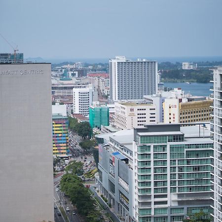 Petronella Suites Apartment @ Jesselton Quay Kota Kinabalu Exterior foto